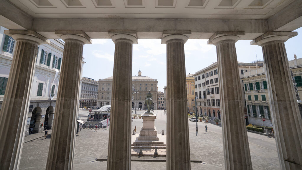 Teatro Carlo Felice 25 26 z