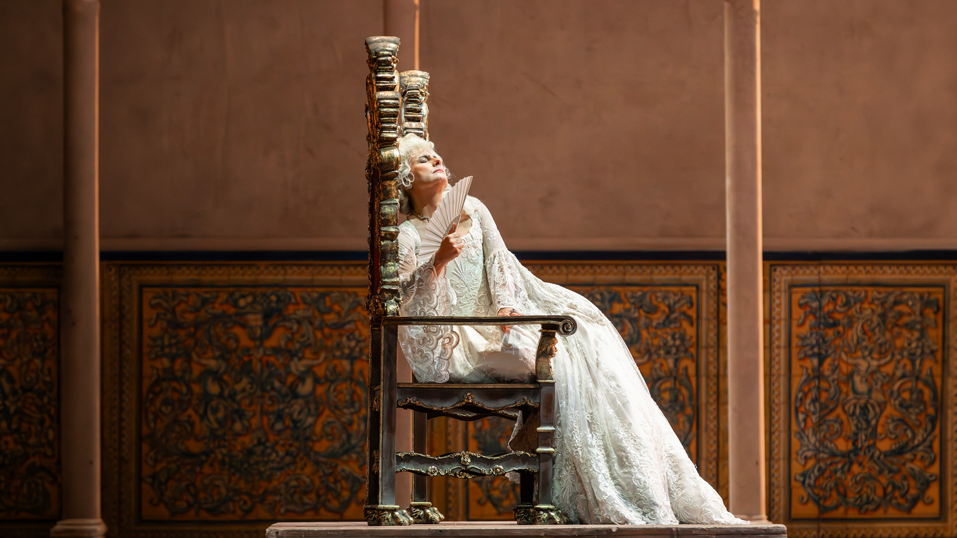 Nozze_di_Figaro_Teatro_Carlo_Felice_1g