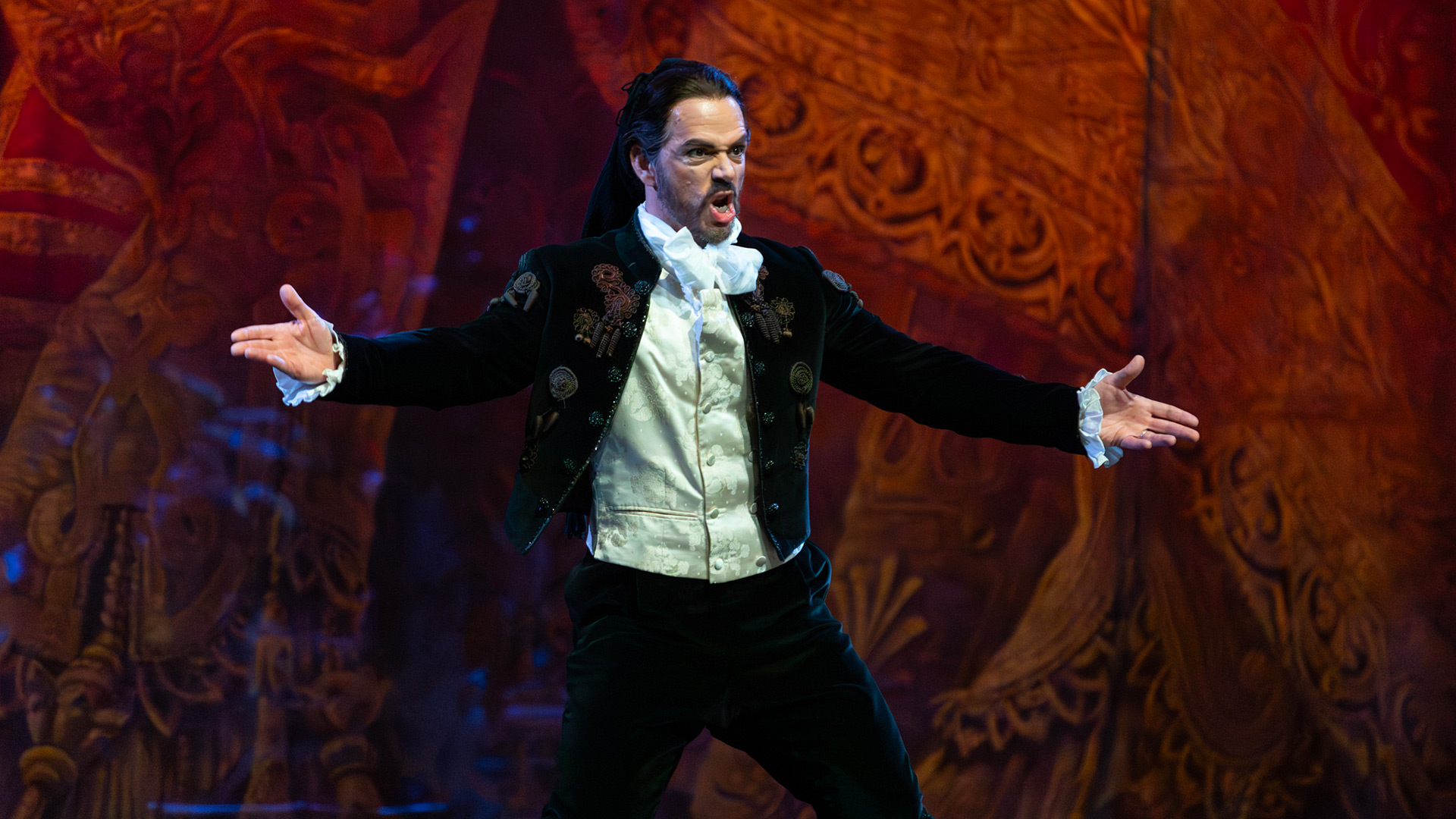 Nozze_di_Figaro_Teatro_Carlo_Felice_2i